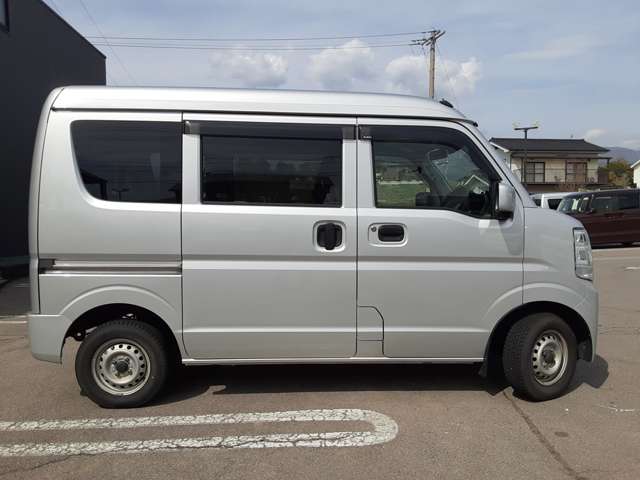 Suzuki Every 9