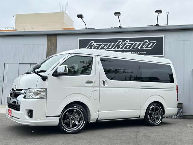 Toyota Hiace 3