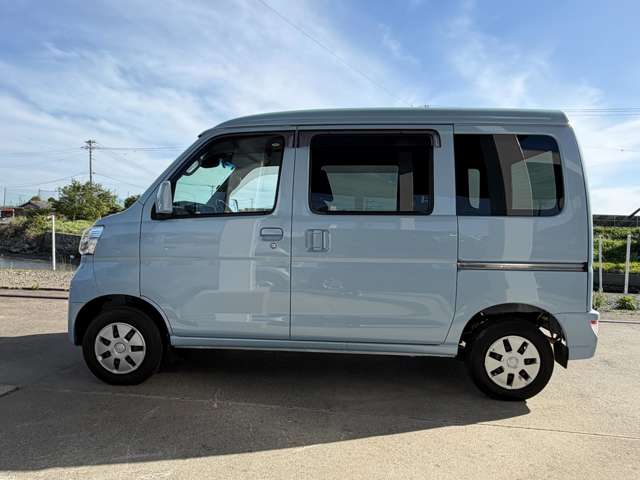 Daihatsu Hijet Cargo 10
