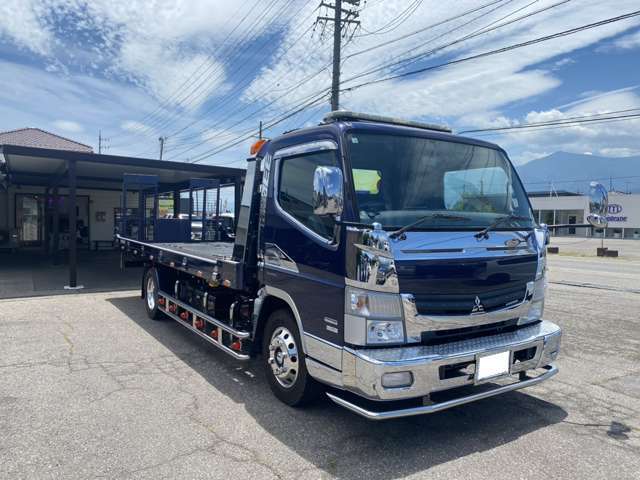 Mitsubishi Fuso Canter 4