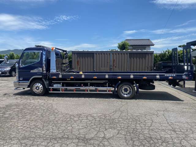 Mitsubishi Fuso Canter 7