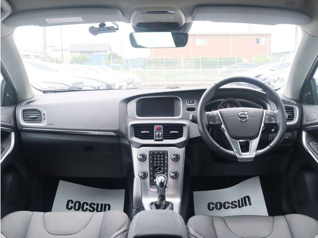 Volvo V40 Cross Country 4