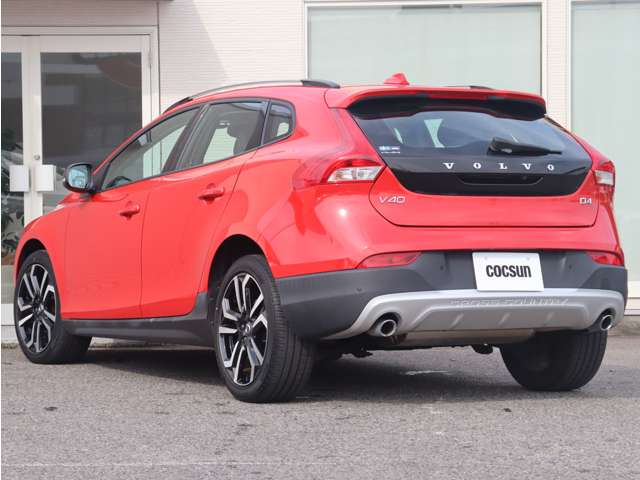 Volvo V40 Cross Country 10