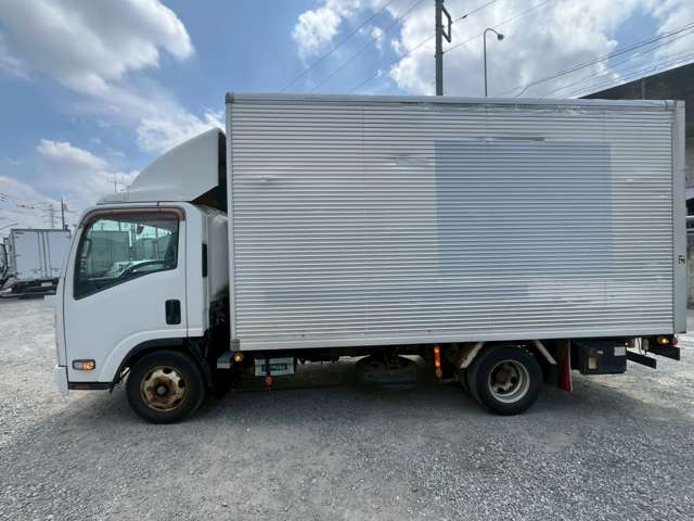 Isuzu Elf 5