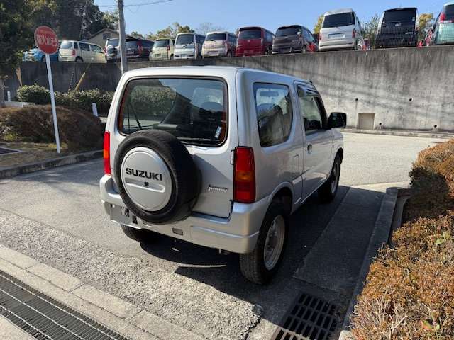 Suzuki Jimny 12