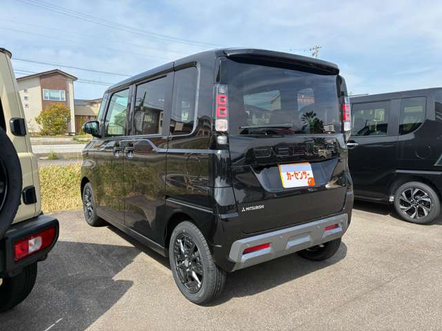 Mitsubishi Delica Mini 7