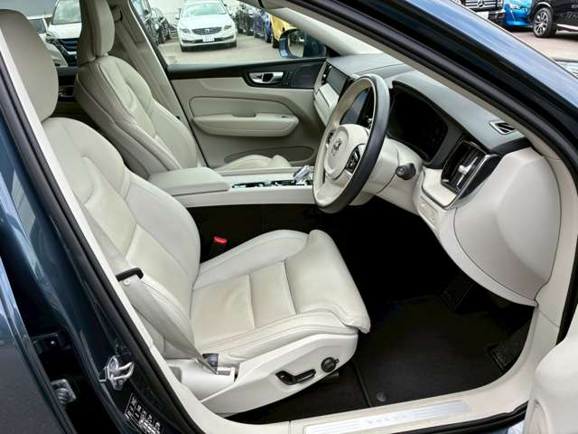 Volvo XC60 5