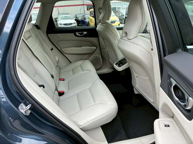 Volvo XC60 6
