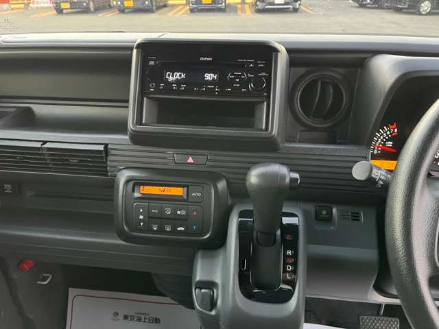 Honda N-VAN 11