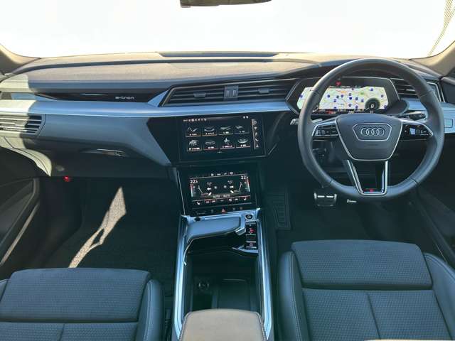 Audi Q8 e-tron 7