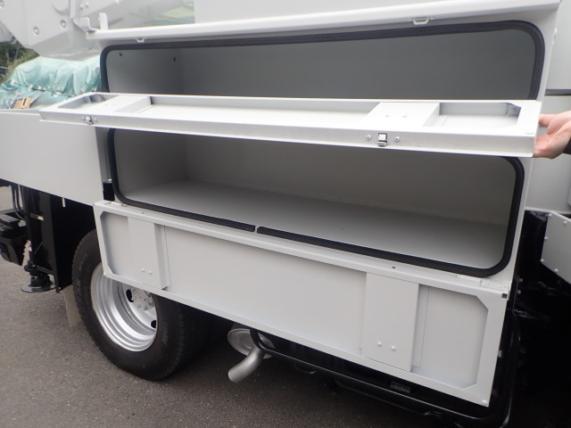 Isuzu Elf 11