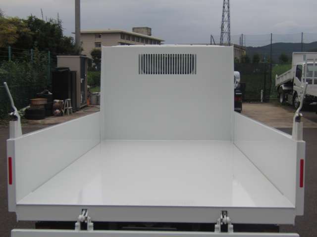 Mitsubishi Fuso Canter 11