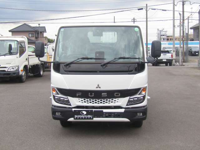 Mitsubishi Fuso Canter 4