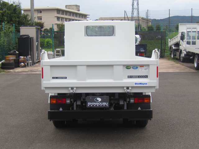 Mitsubishi Fuso Canter 8