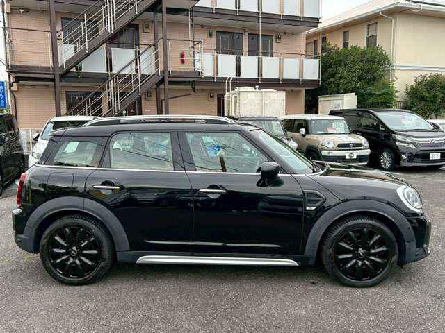 MINI Crossover 10
