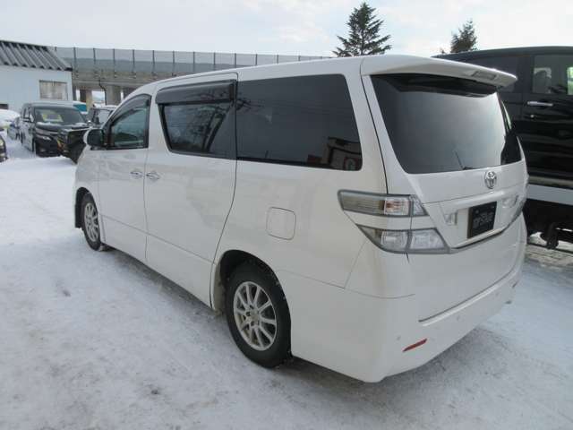 Toyota Vellfire 11
