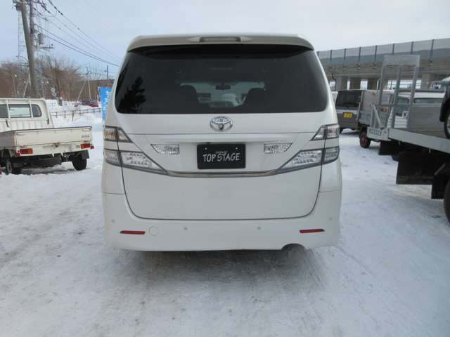 Toyota Vellfire 10