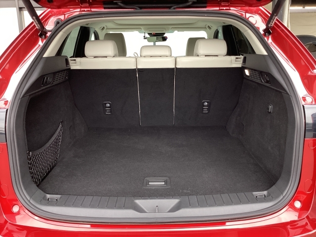 Mazda CX-60 11