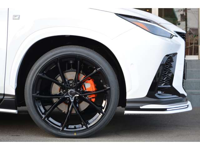 Lexus NX 2