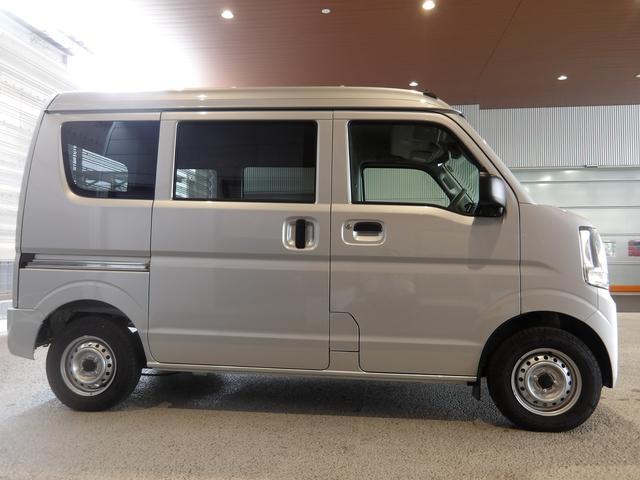 Suzuki Every 12