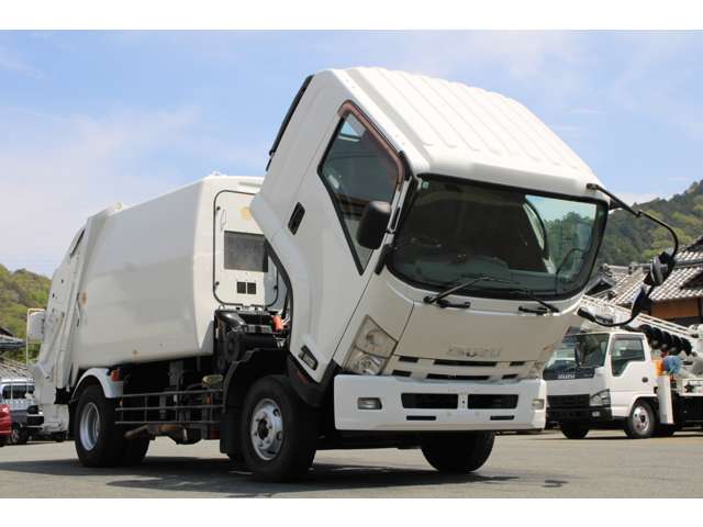 Isuzu Forward 12