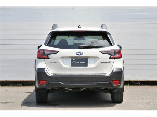 Subaru Legacy Outback 5
