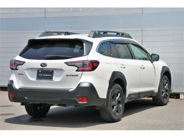 Subaru Legacy Outback 8