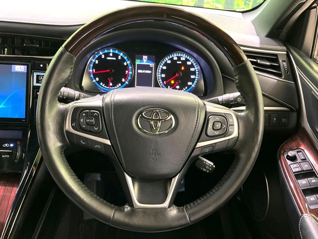 Toyota Harrier 12