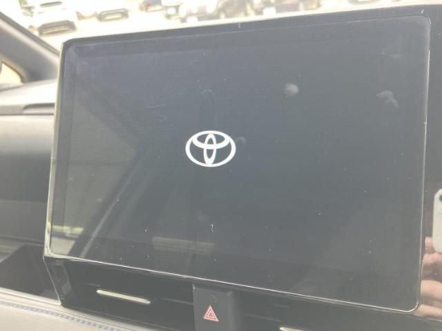 Toyota Voxy 4