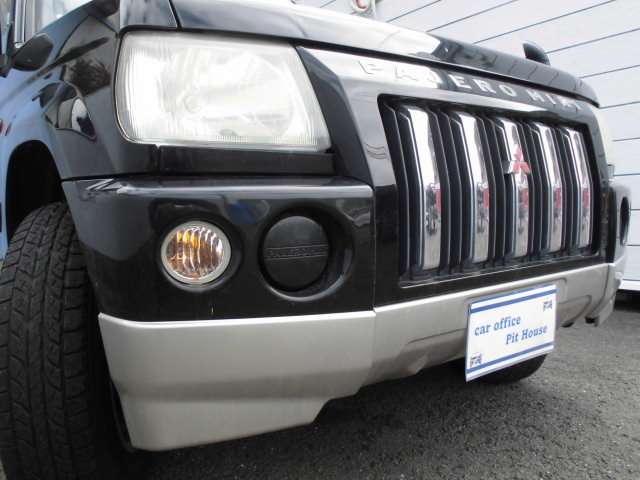 Mitsubishi Pajero Mini 4