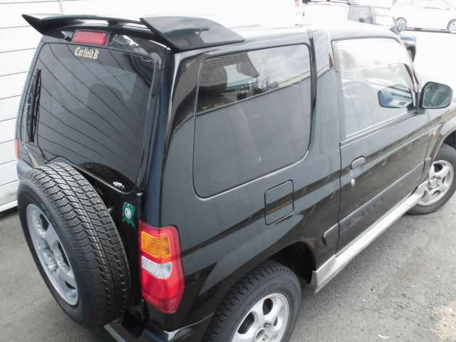 Mitsubishi Pajero Mini 8