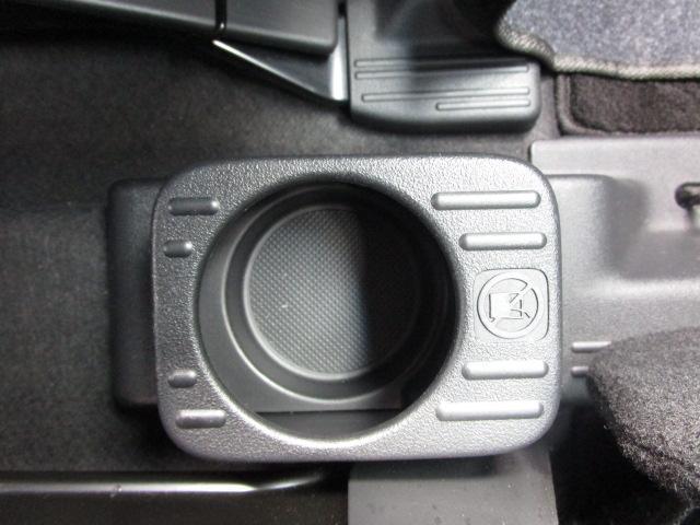 Honda N-VAN 12