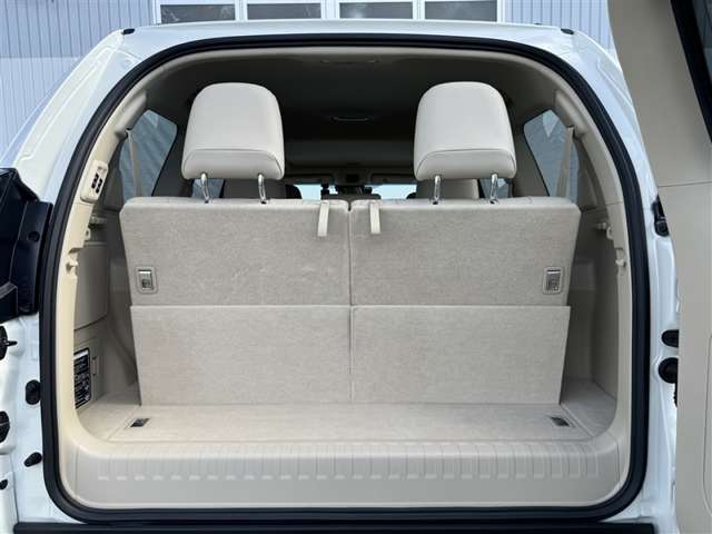 Toyota Land Cruiser Prado 4