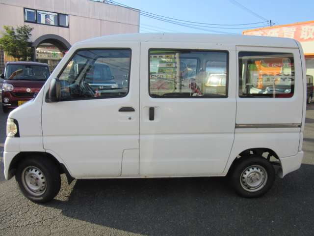 Mitsubishi Minicab Van 6
