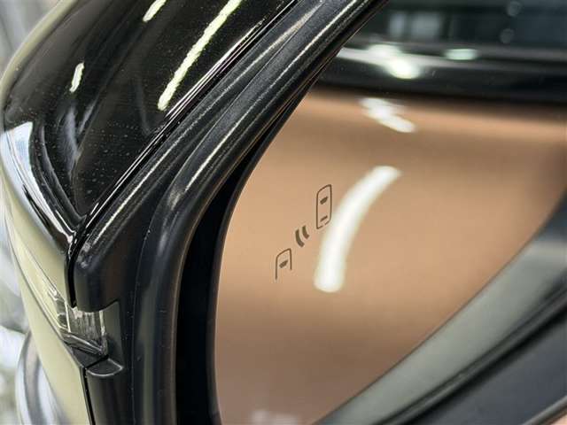Toyota Crown Crossover 7
