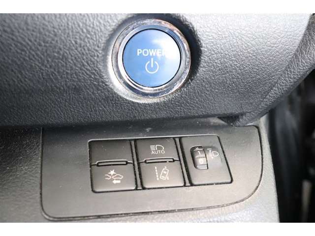 Toyota Sienta 12