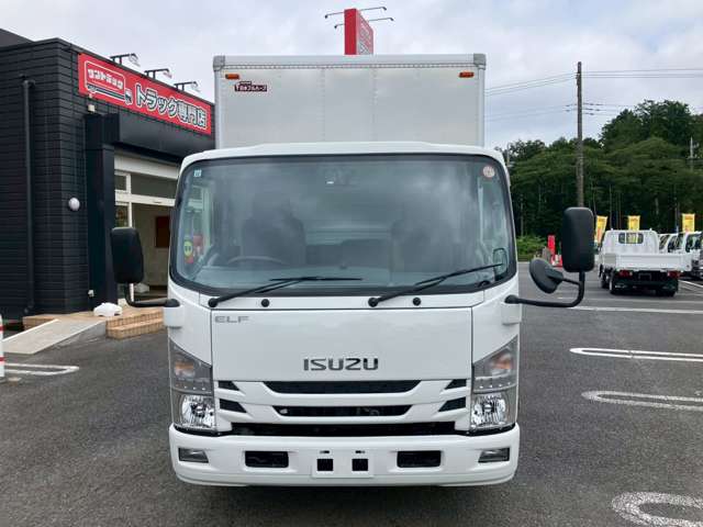 Isuzu Elf 2