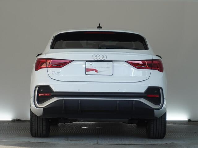 Audi Q3 Sportback 11