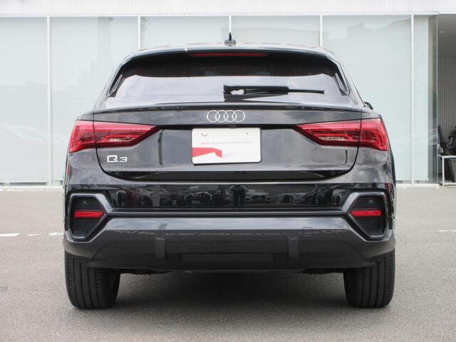 Audi Q3 Sportback 8