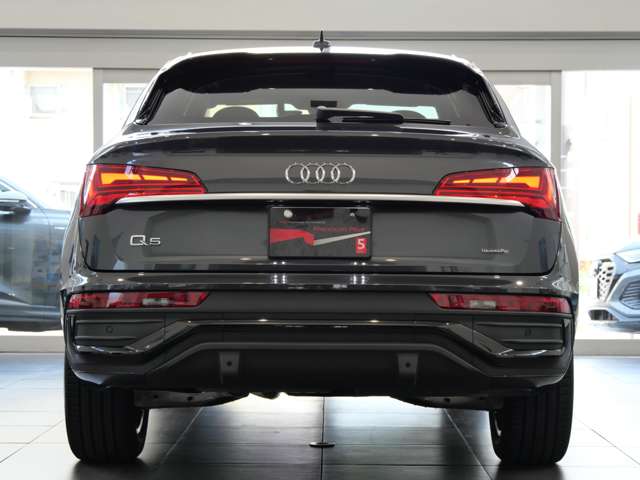 Audi Q5 Sportback 6
