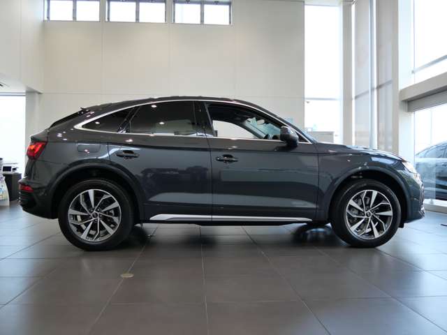 Audi Q5 Sportback 8