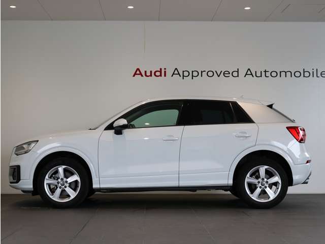 Audi Q2 3