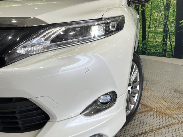 Toyota Harrier 13