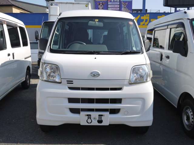 Daihatsu Hijet Cargo 2