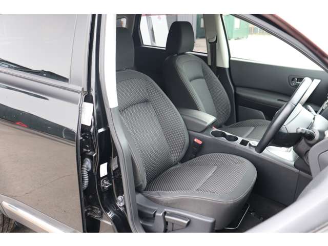 Nissan Dualis 12