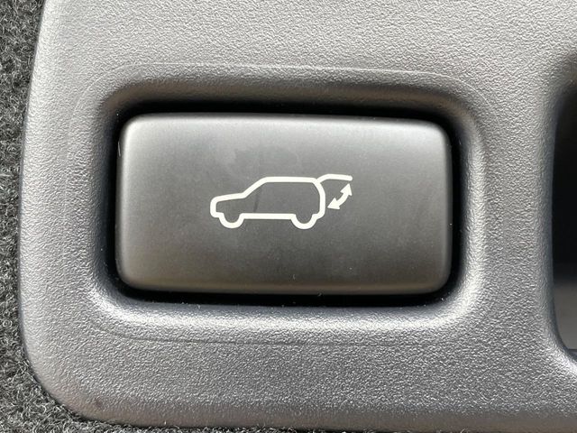 Toyota Harrier 9