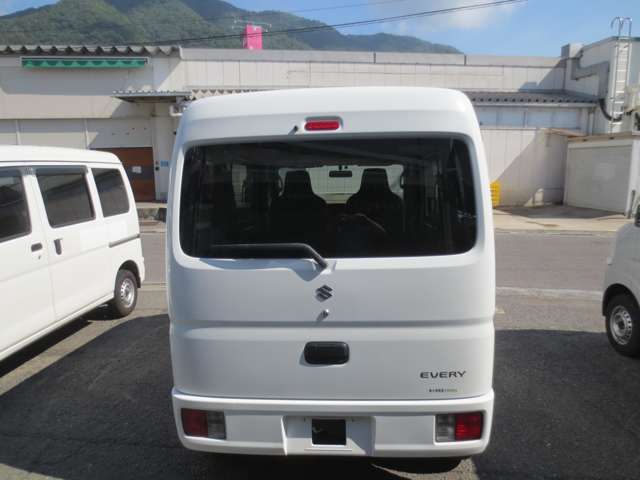 Suzuki Every 11