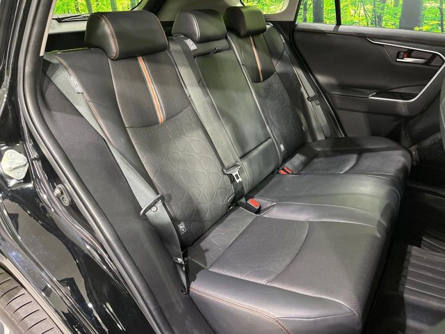 Toyota RAV4 9
