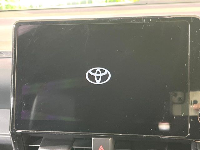 Toyota Noah 3