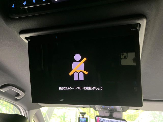 Toyota Noah 5